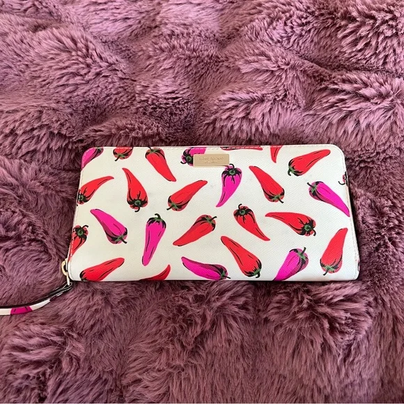 Kate Spade Hot Peppers Wallet - Picture 1 of 7